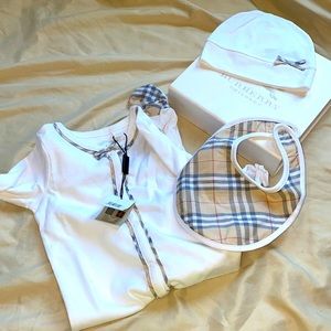 Burberry baby onesie with bib and hat